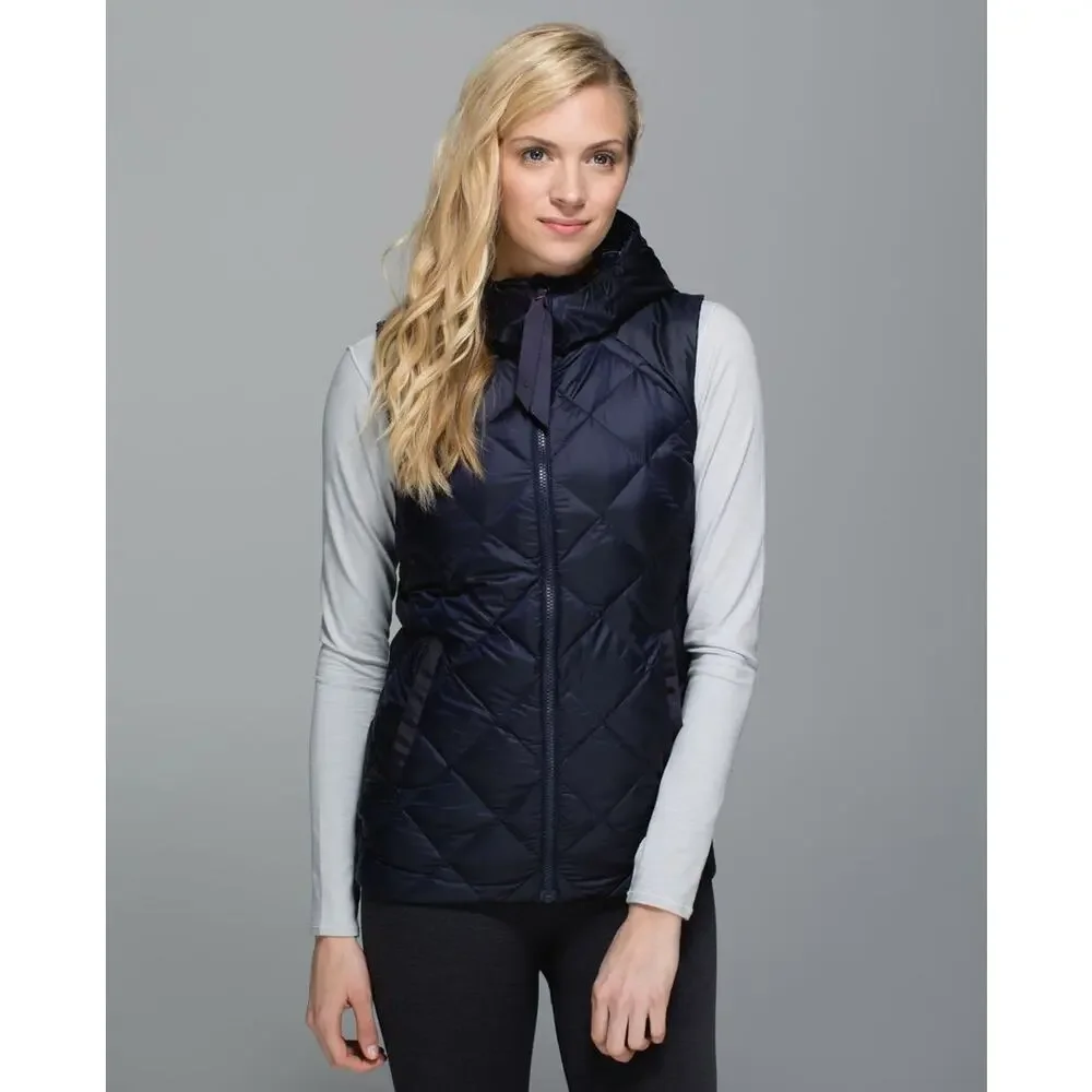 Lululemon The Fluffiest Vest Naval Blue Cypress Plaid Red Size 6 Reversible